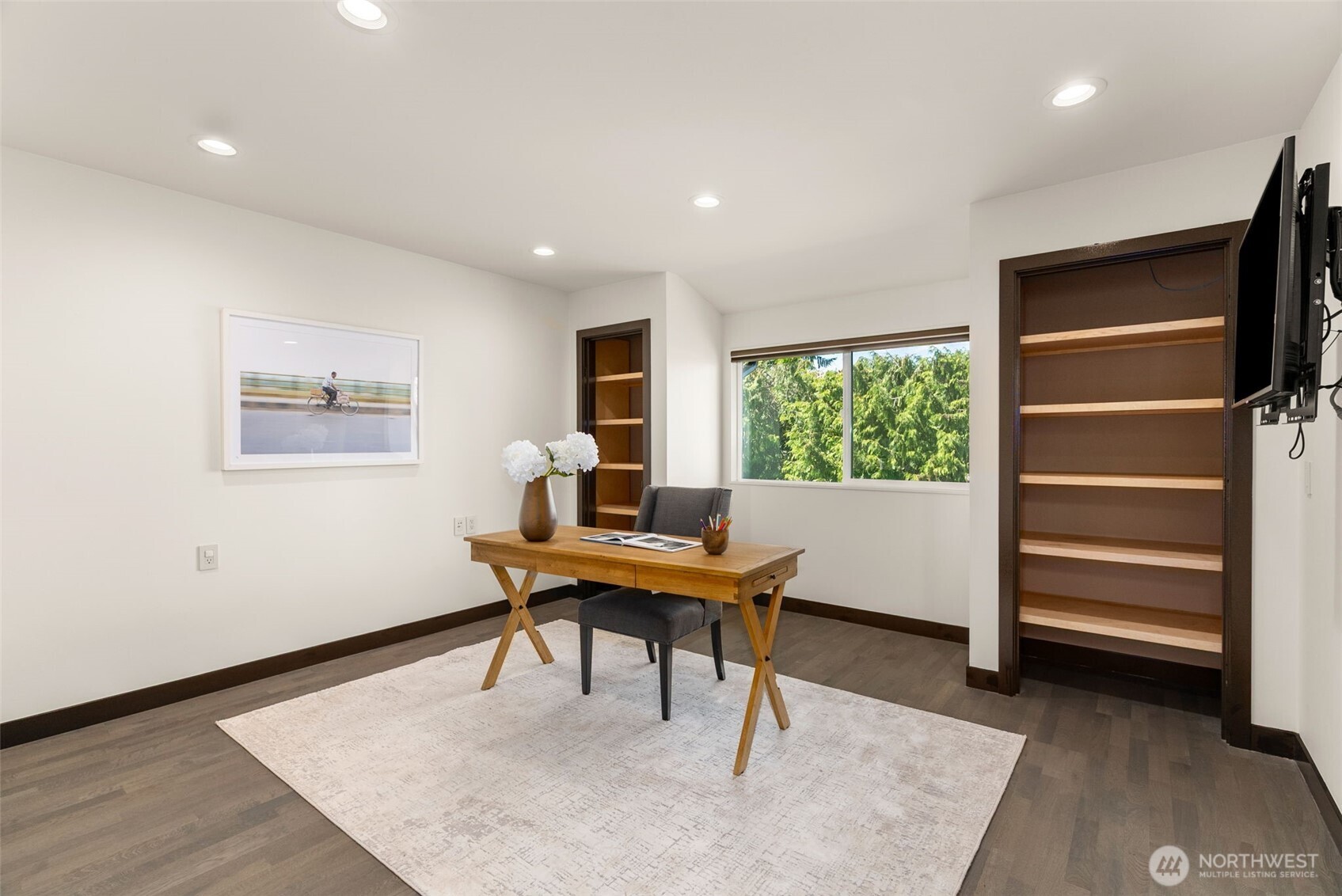 10847 Bill Point Bluff NE, Bainbridge Island, WA 98110