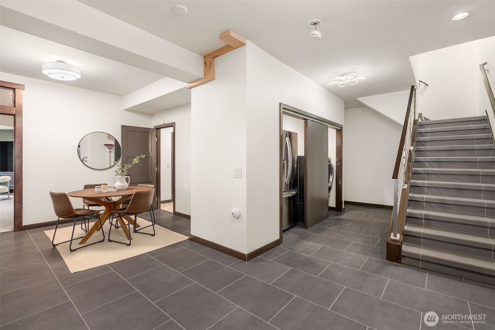 10847 Bill Point Bluff NE, Bainbridge Island, WA 98110