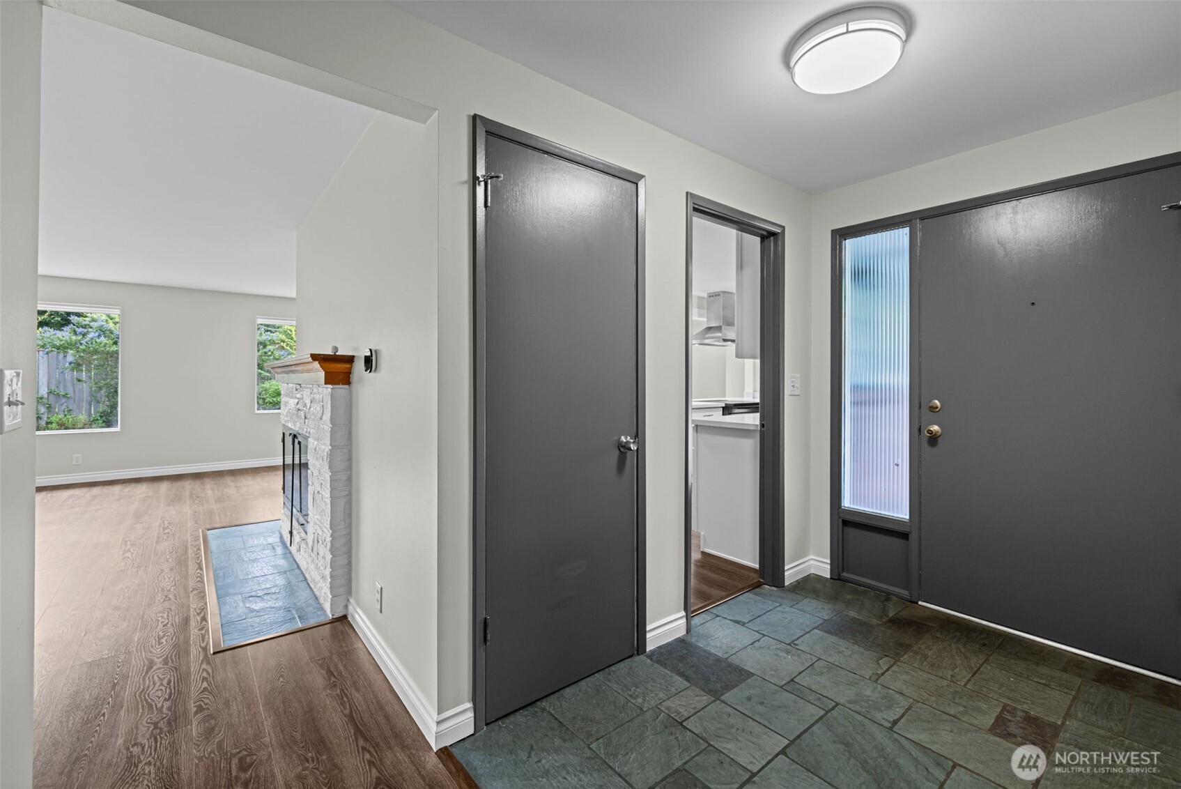 2157 N 122nd Street , Seattle, WA 98133