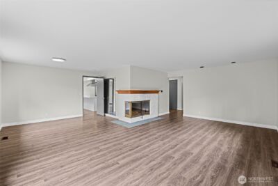 2157 N 122nd Street , Seattle, WA 98133 - Photo 8