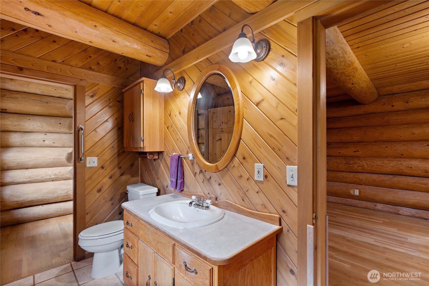 42323 22nd Avenue E, Eatonville, WA 98328