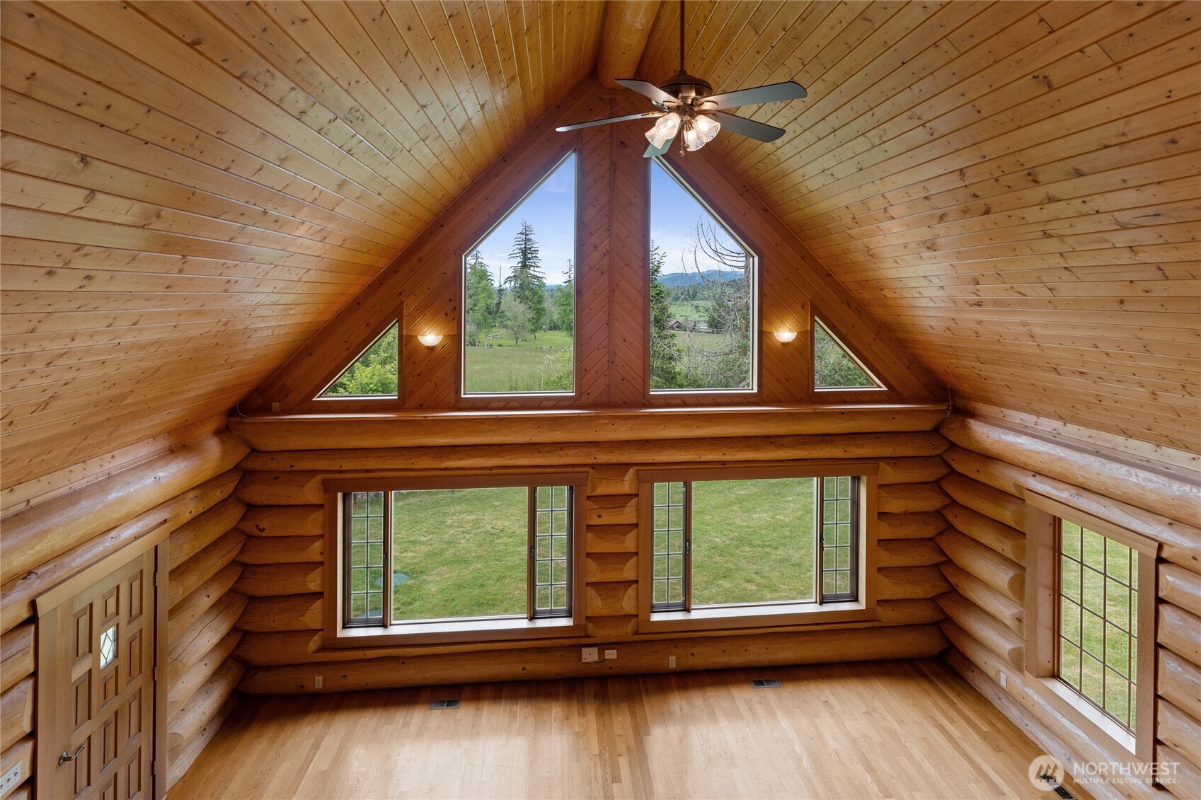42323 22nd Avenue E, Eatonville, WA 98328
