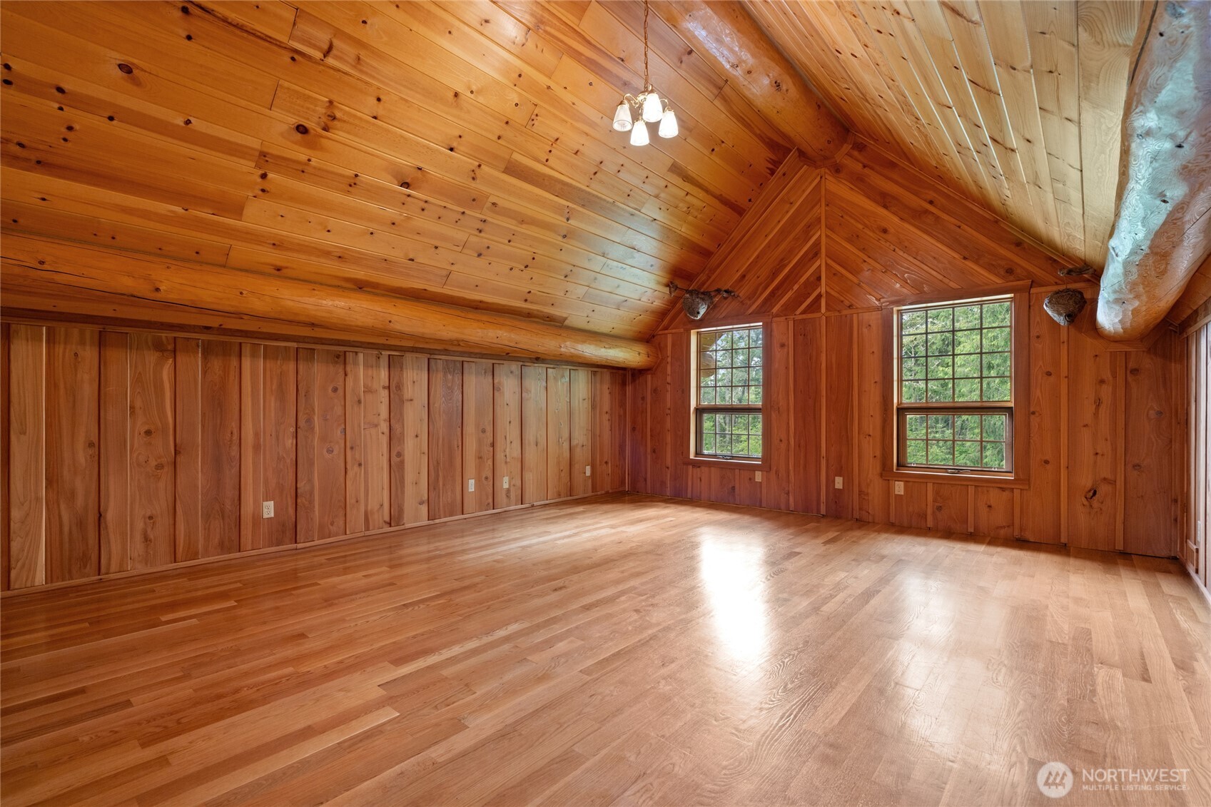 42323 22nd Avenue E, Eatonville, WA 98328