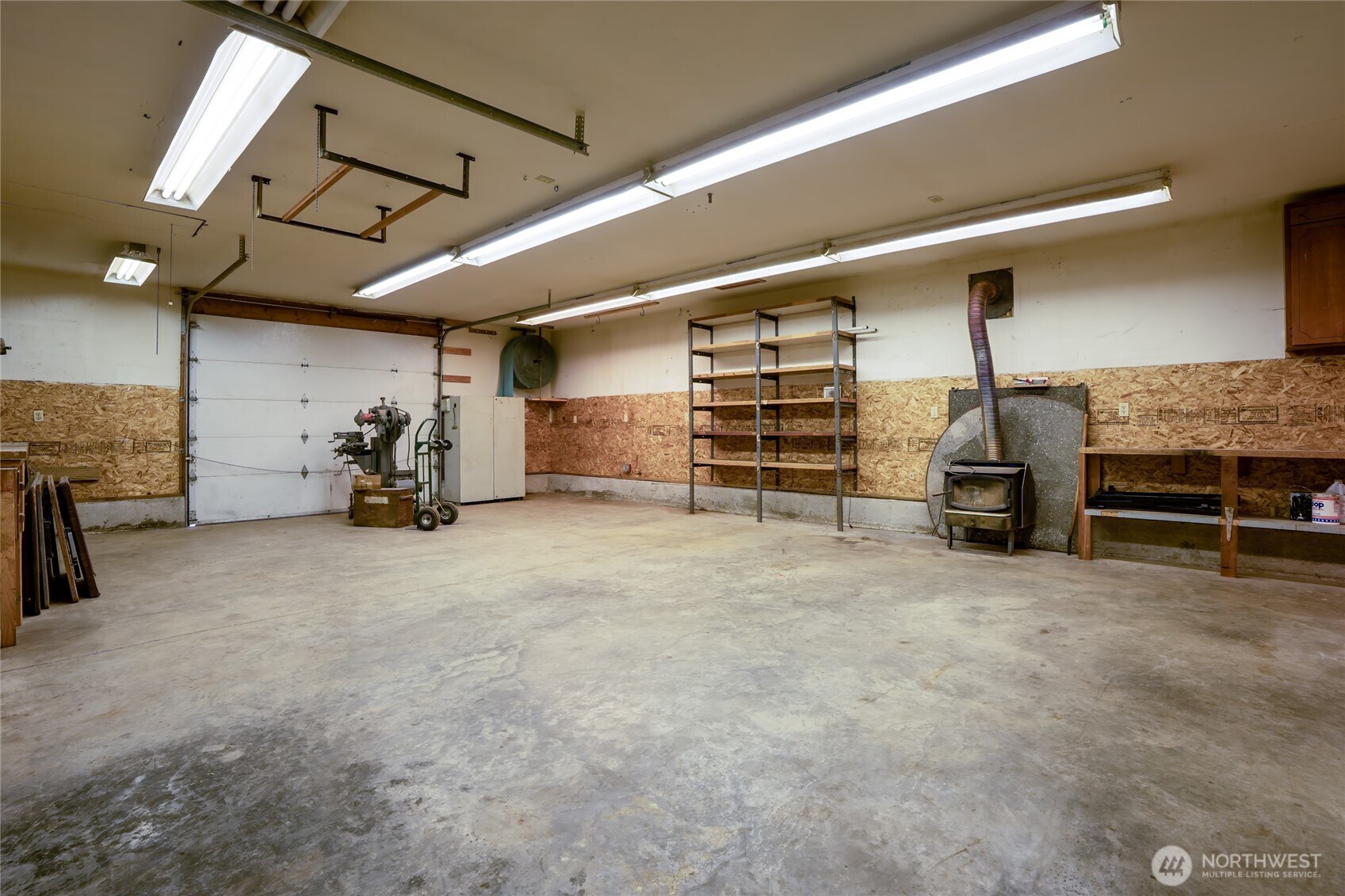 42323 22nd Avenue E, Eatonville, WA 98328