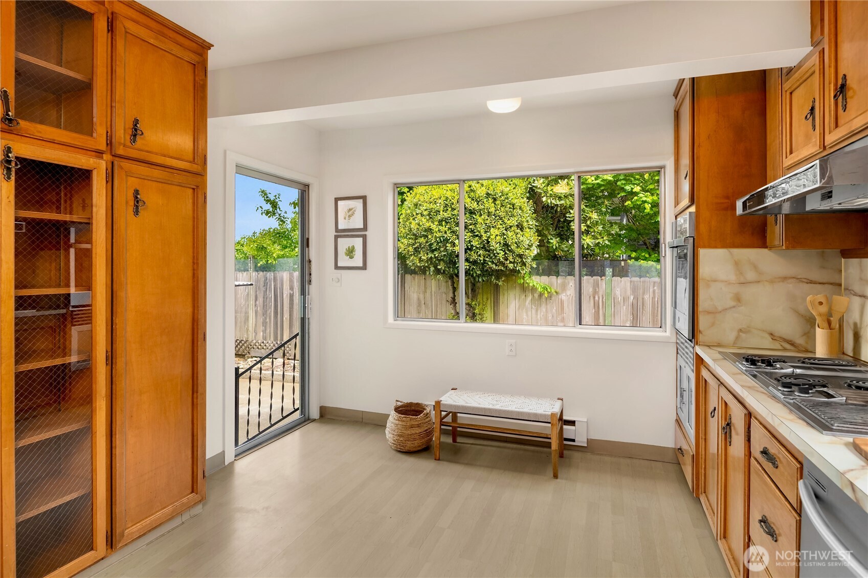 1716 N 43rd Street , Seattle, WA 98103