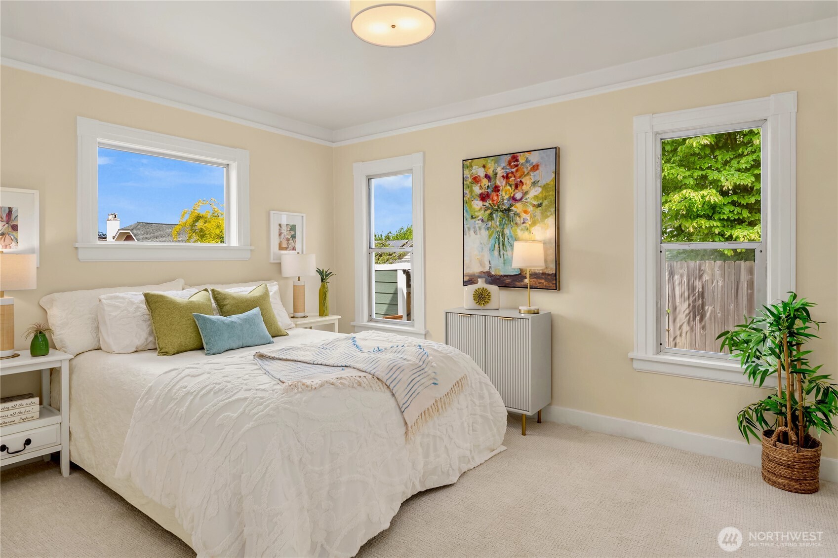 1716 N 43rd Street , Seattle, WA 98103