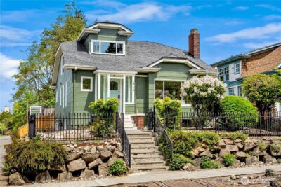 1716 N 43rd Street , Seattle, WA 98103 - Photo 2