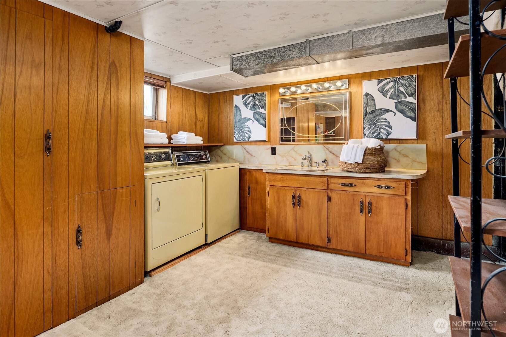 1716 N 43rd Street , Seattle, WA 98103