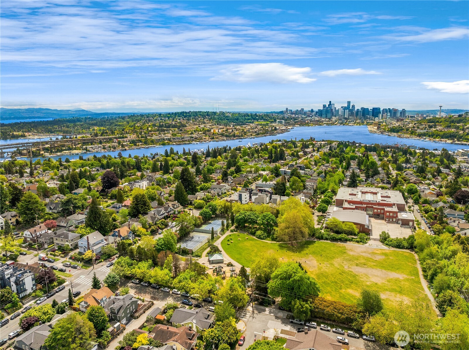 1716 N 43rd Street , Seattle, WA 98103