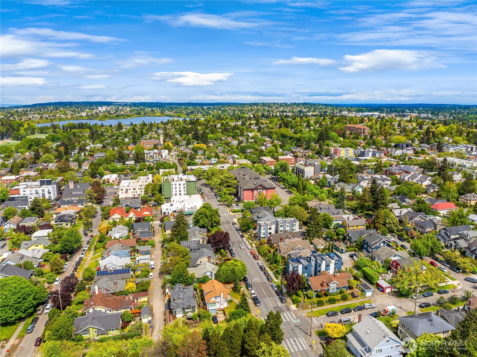 1716 N 43rd Street , Seattle, WA 98103