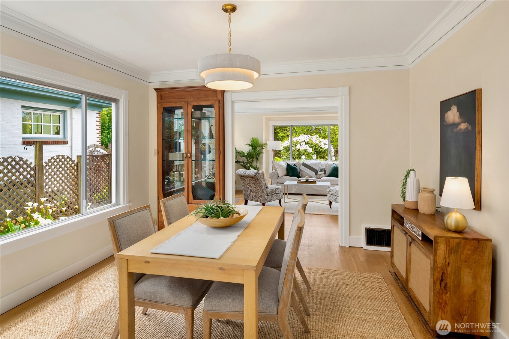 1716 N 43rd Street , Seattle, WA 98103