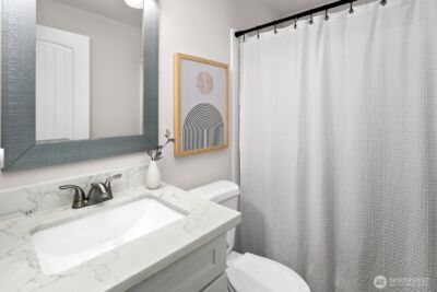 9032 15th Avenue SW, Seattle, WA 98106 - Photo 10