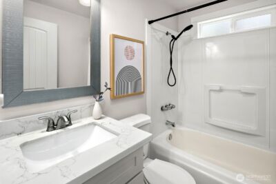 9032 15th Avenue SW, Seattle, WA 98106 - Photo 11
