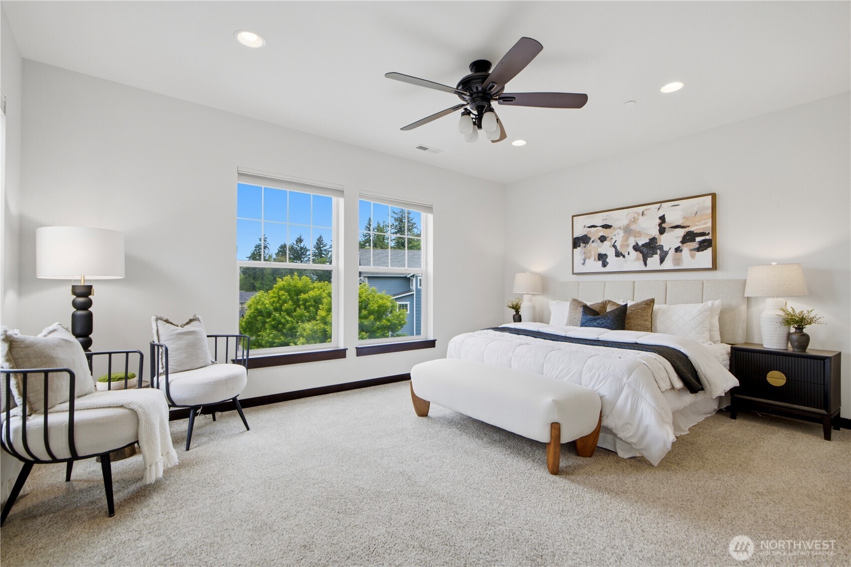 8400 169th Place NE #102, Redmond, WA 98052