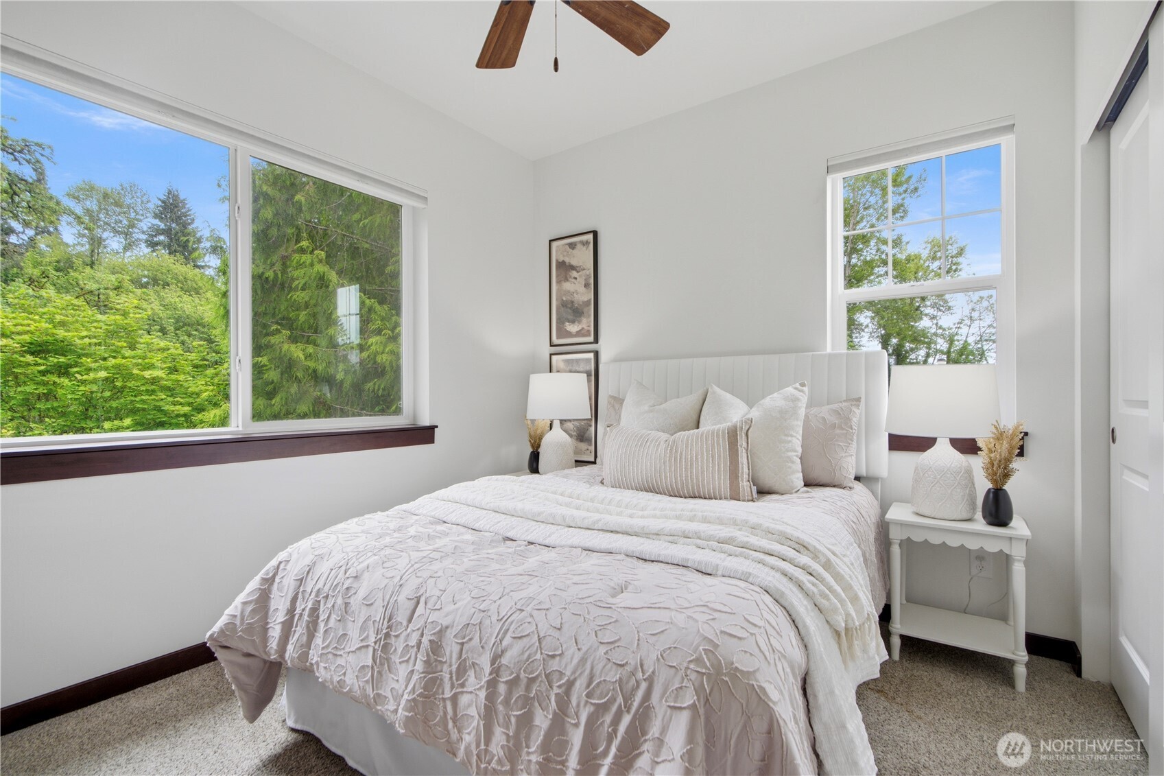 8400 169th Place NE #102, Redmond, WA 98052