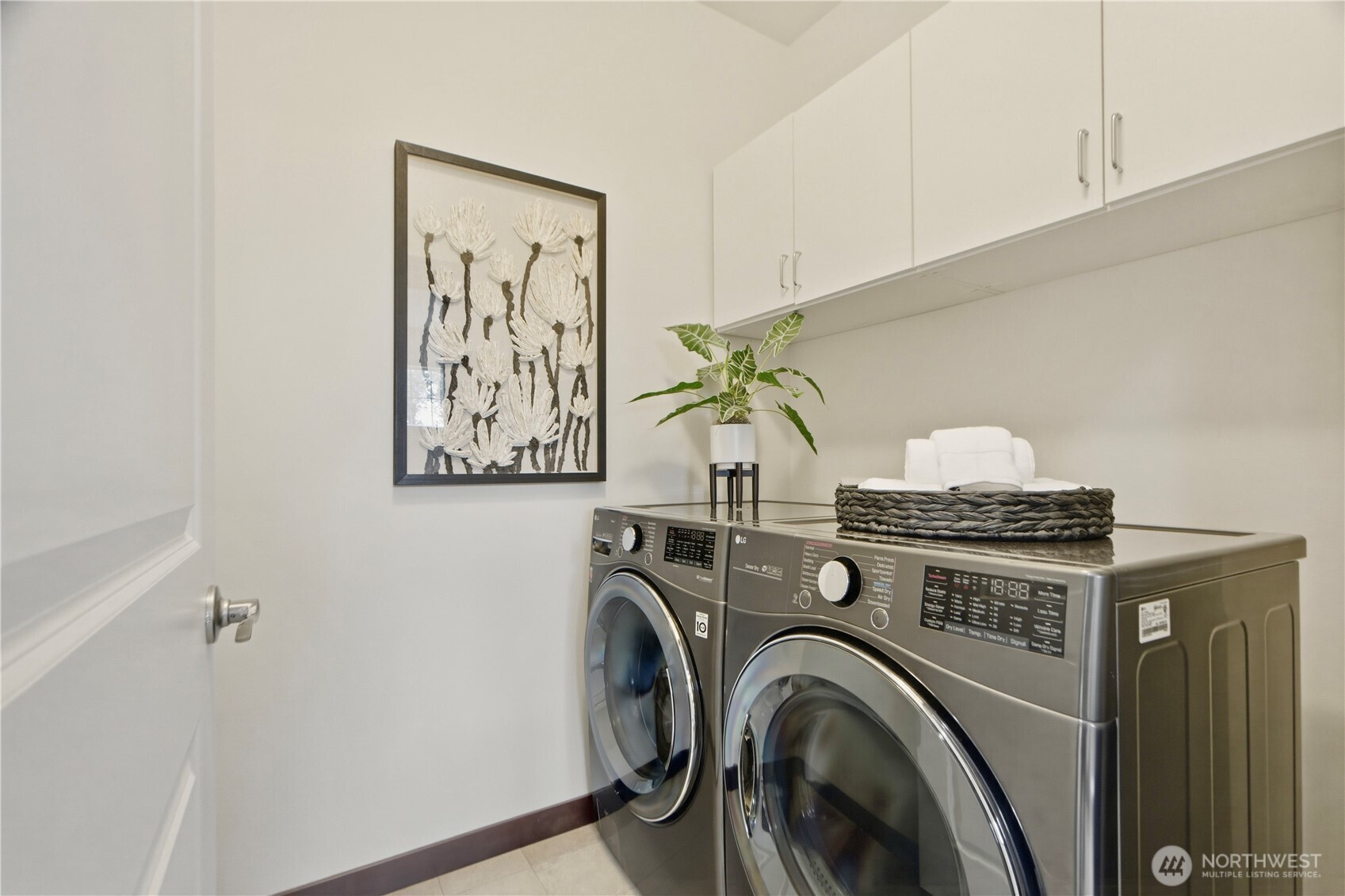 8400 169th Place NE #102, Redmond, WA 98052