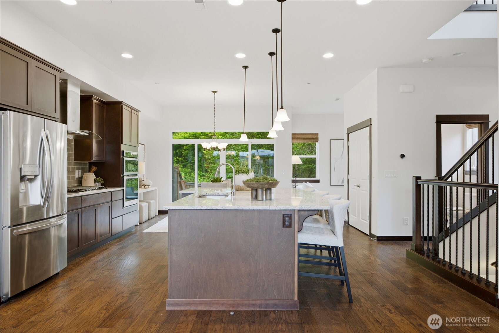 8400 169th Place NE #102, Redmond, WA 98052