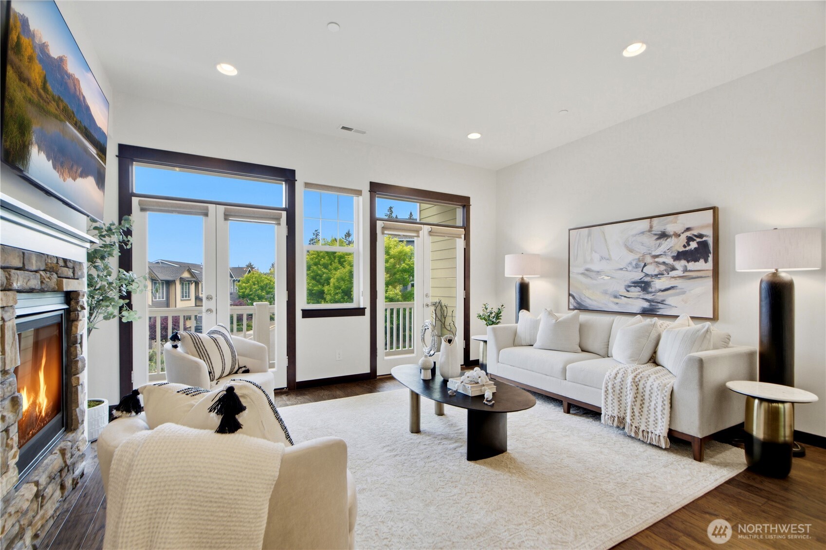 8400 169th Place NE #102, Redmond, WA 98052