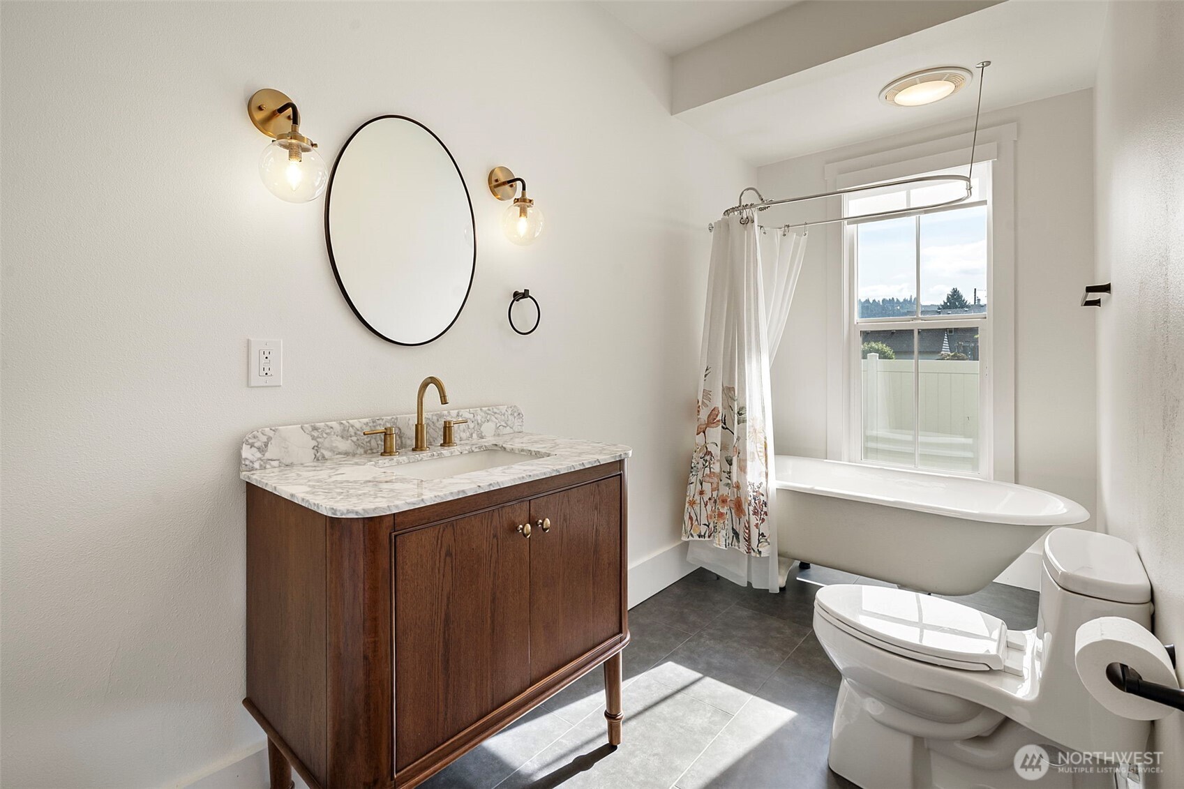 1515 Everett Street , Sumner, WA 98390