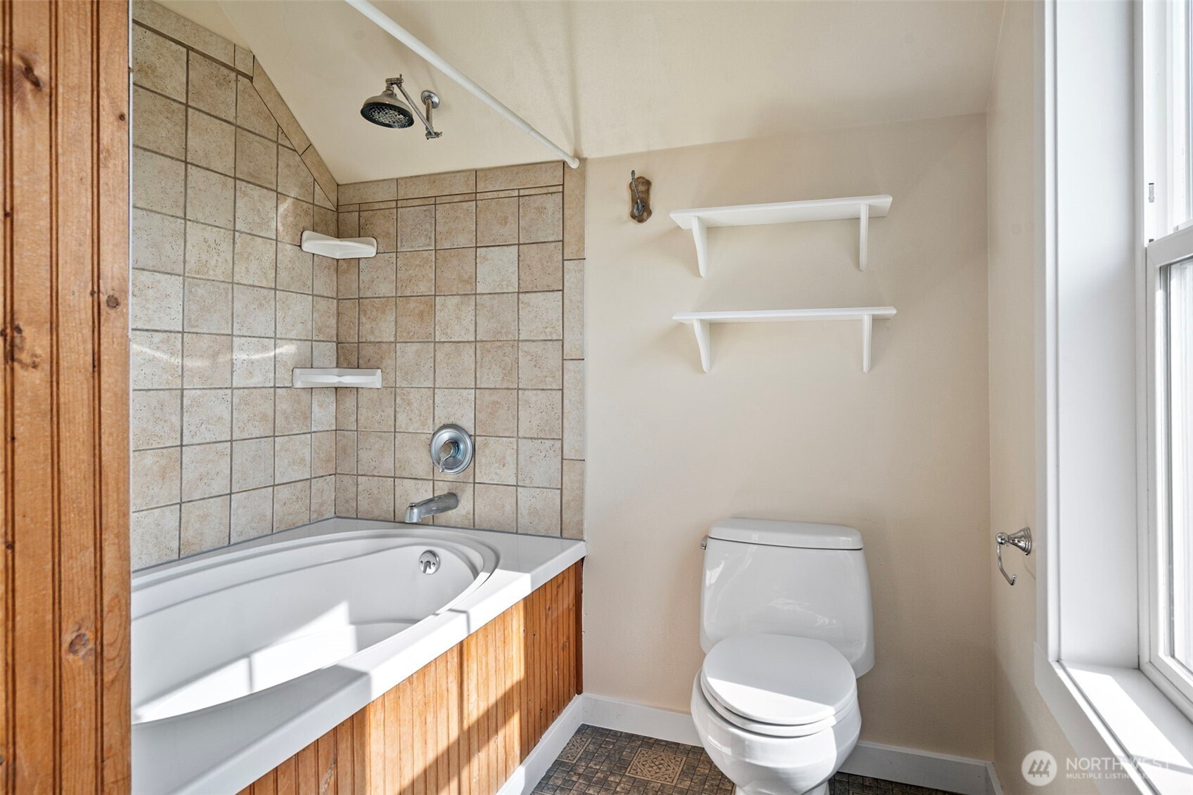 1515 Everett Street , Sumner, WA 98390