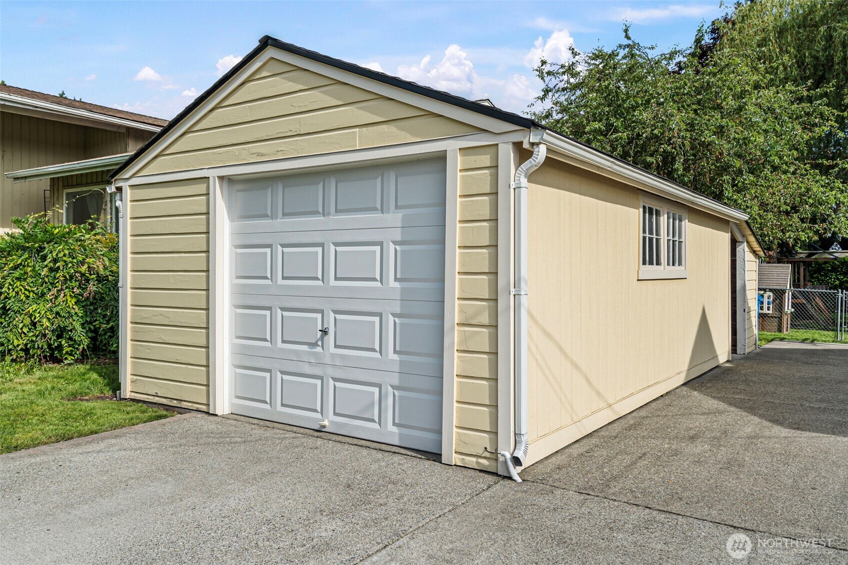 1515 Everett Street , Sumner, WA 98390