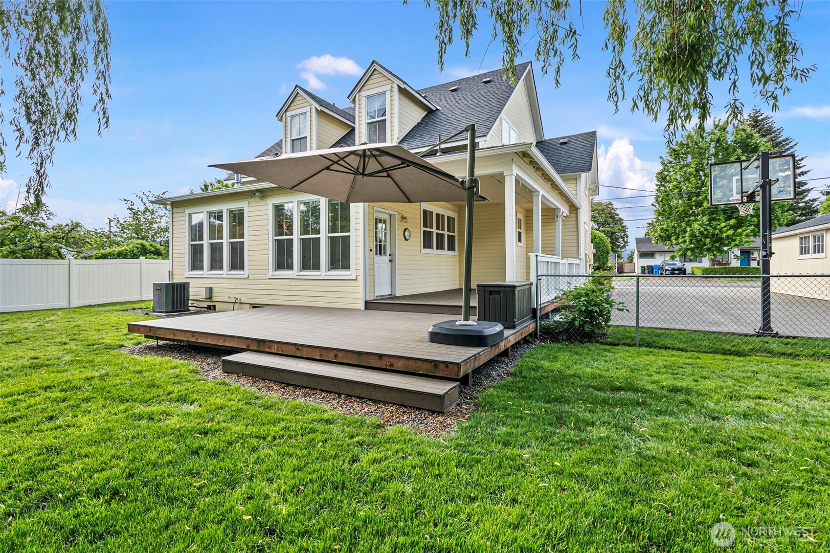1515 Everett Street , Sumner, WA 98390