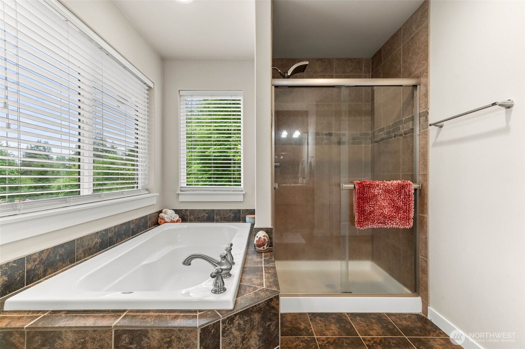 5337 Racca Drive SE, Olympia, WA 98513