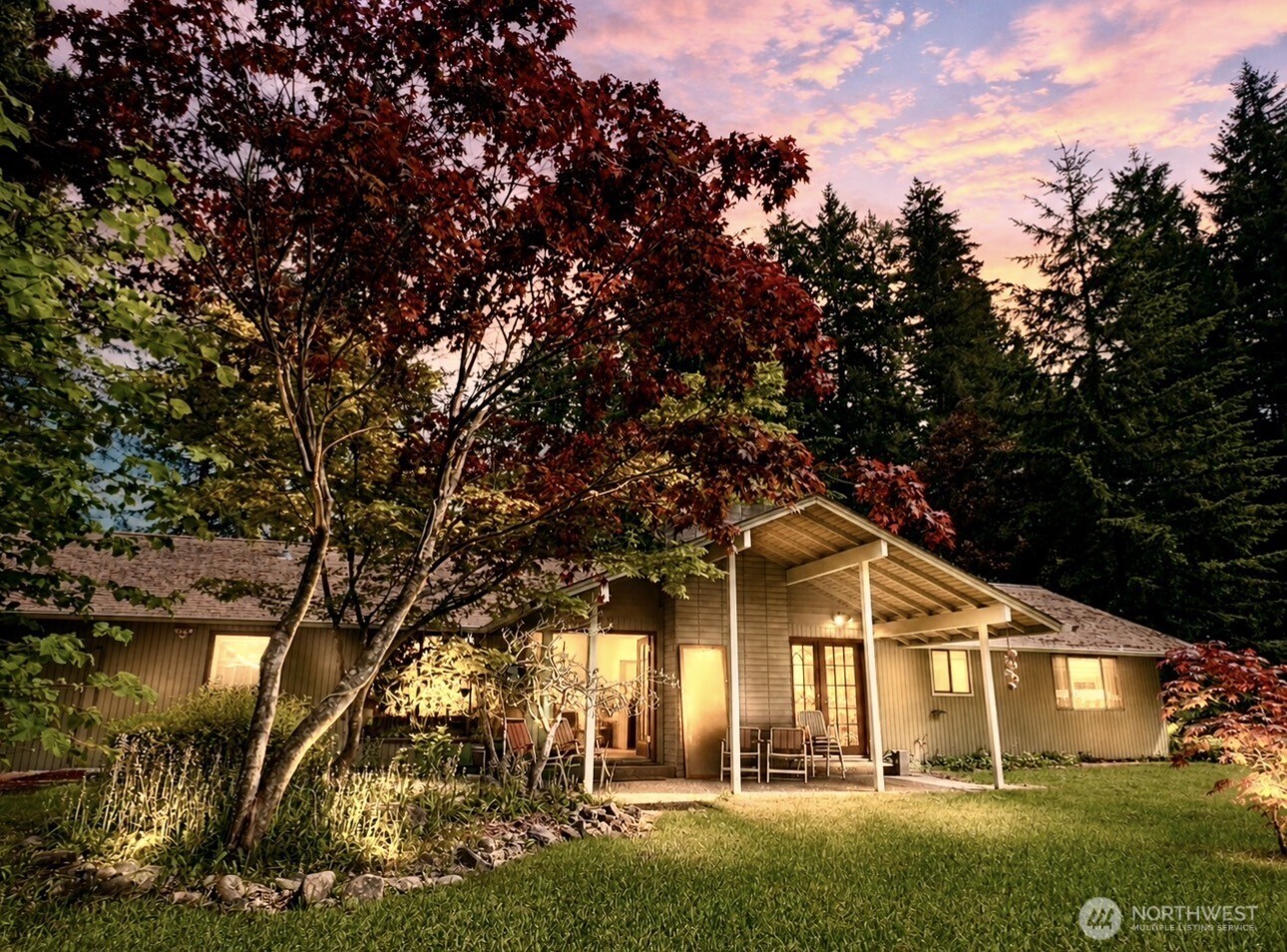 2320 Lakemoor Drive SW, Olympia, WA 98512
