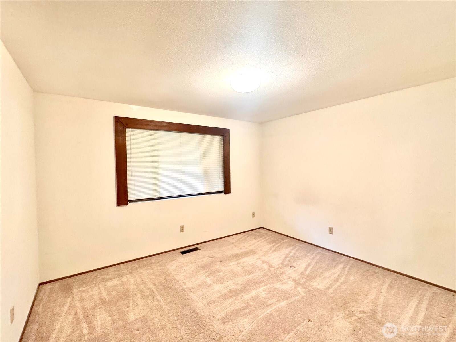 2320 Lakemoor Drive SW, Olympia, WA 98512
