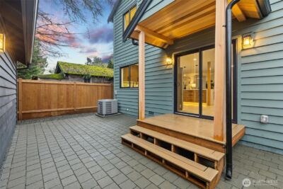 12562 17th Avenue NE, Seattle, WA 98125 - Photo 28
