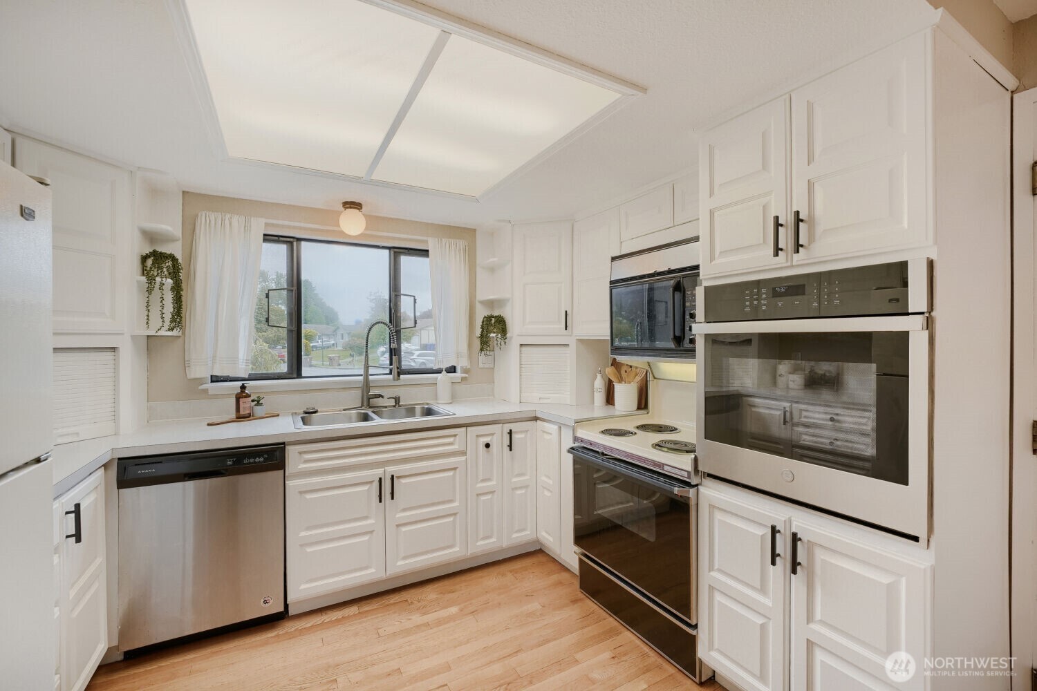 7301 S M Street , Tacoma, WA 98408