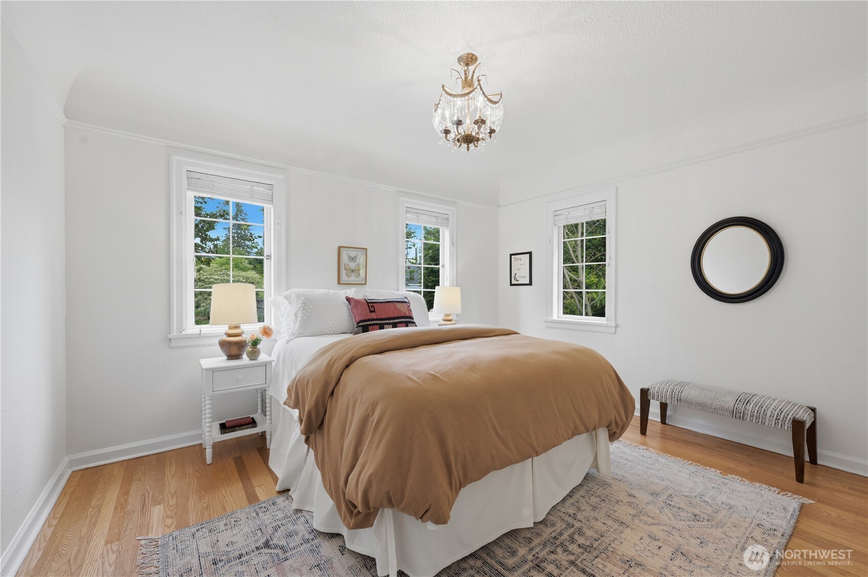 7550 21st Avenue NE, Seattle, WA 98115-4502