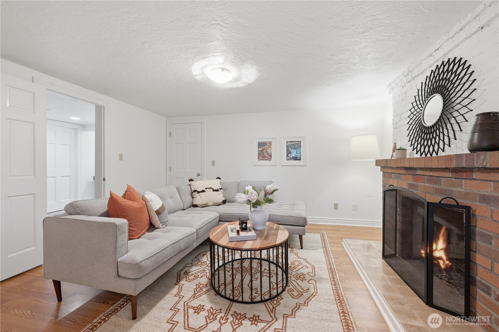 7550 21st Avenue NE, Seattle, WA 98115-4502