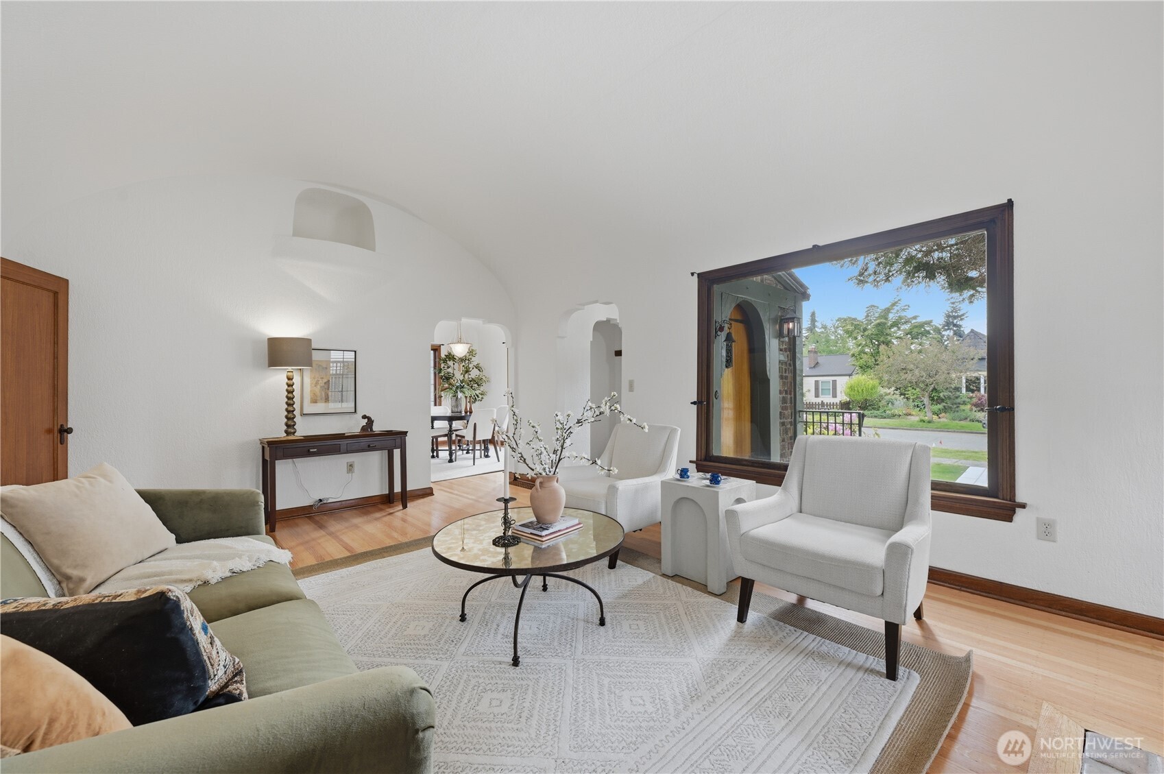 7550 21st Avenue NE, Seattle, WA 98115-4502