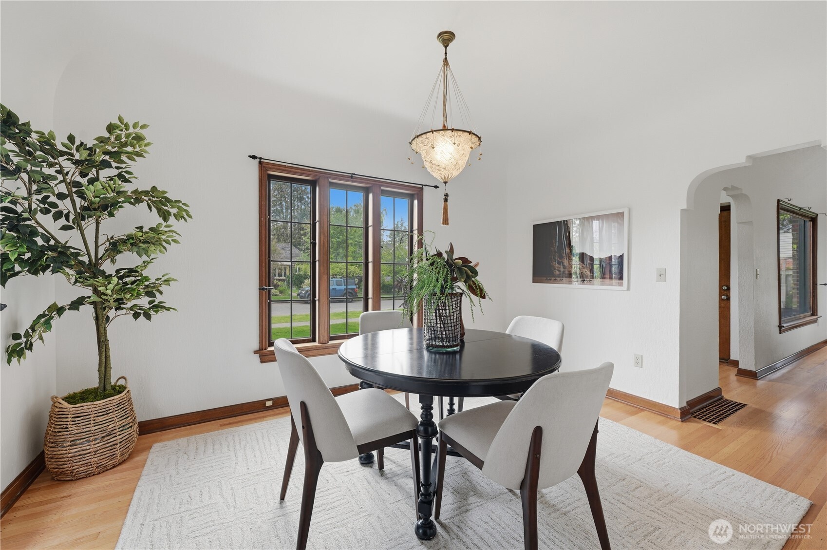 7550 21st Avenue NE, Seattle, WA 98115-4502