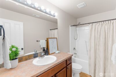3648 London Loop NE, Lacey, WA 98516 - Photo 32