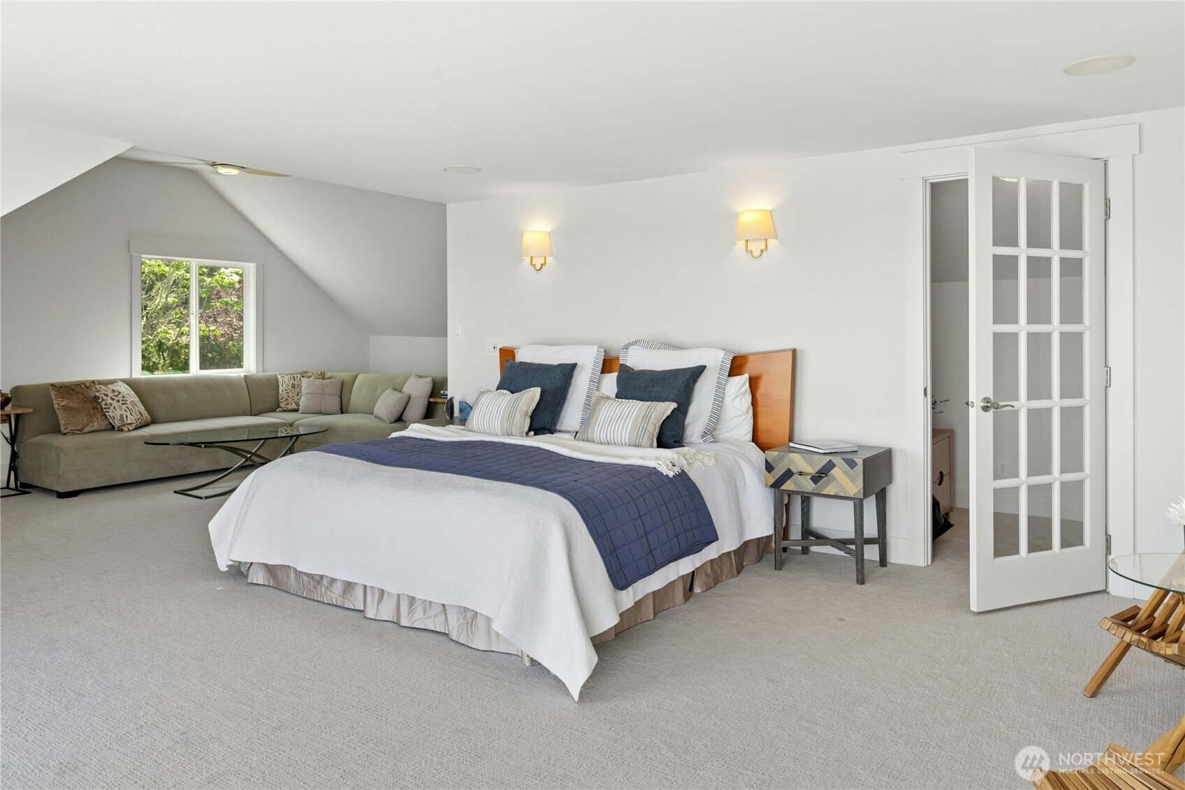 15628 Point Monroe Drive NE, Bainbridge Island, WA 98110