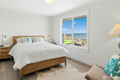15628 Point Monroe Drive NE, Bainbridge Island, WA 98110 - Photo 9