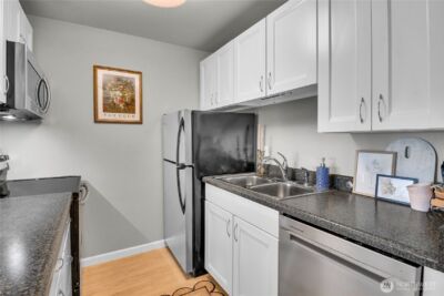612 Prospect Street #204, Seattle, WA 98109 - Photo 9