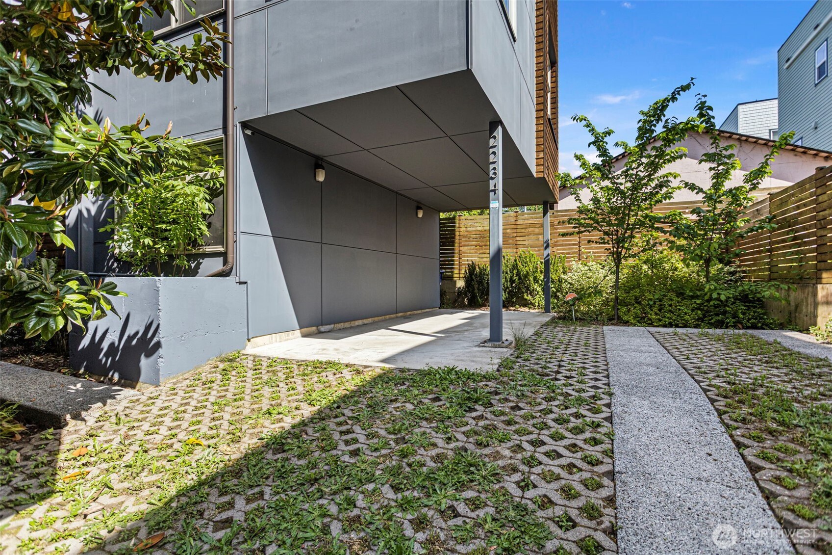 2234 NW 62nd Street , Seattle, WA 98107