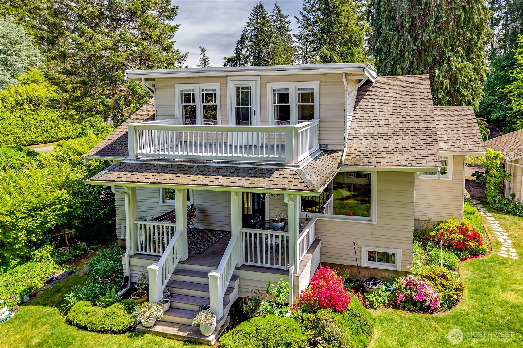 4999 Erlands Point Road NW, Bremerton, WA 98312