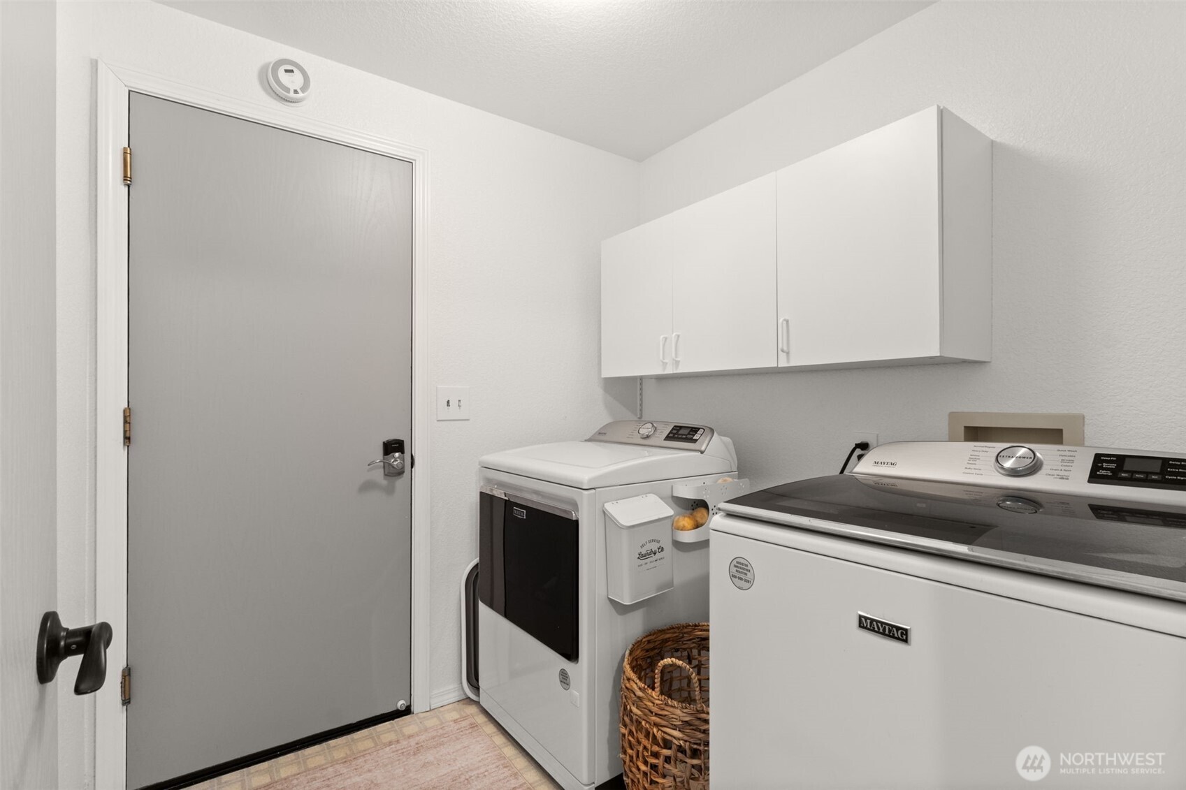 5821 Winnwood Drive SE, Olympia, WA 98513