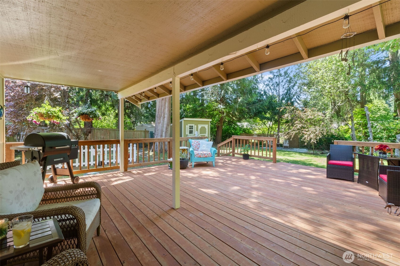 5821 Winnwood Drive SE, Olympia, WA 98513