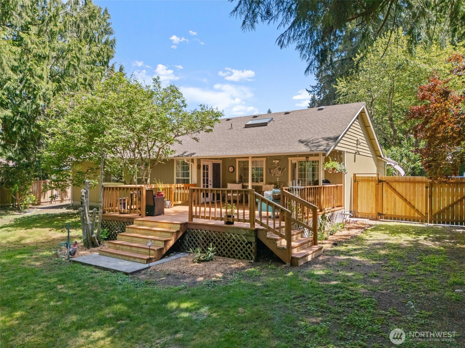 5821 Winnwood Drive SE, Olympia, WA 98513