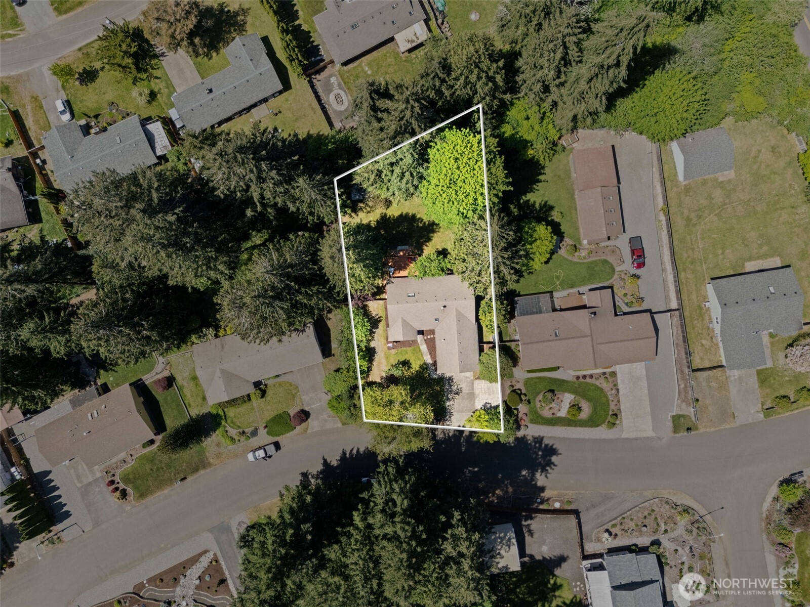 5821 Winnwood Drive SE, Olympia, WA 98513