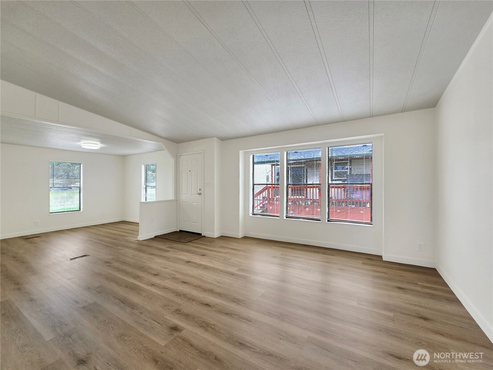 100 Heidger Lane , Centralia, WA 98531
