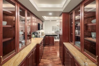 2565 Dexter Avenue N #303, Seattle, WA 98109 - Photo 22