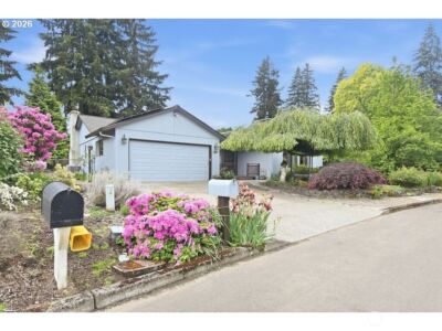 1017 NW 121 Street , Vancouver, WA 98685 - Photo 2
