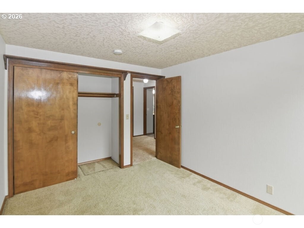 1017 NW 121 Street , Vancouver, WA 98685