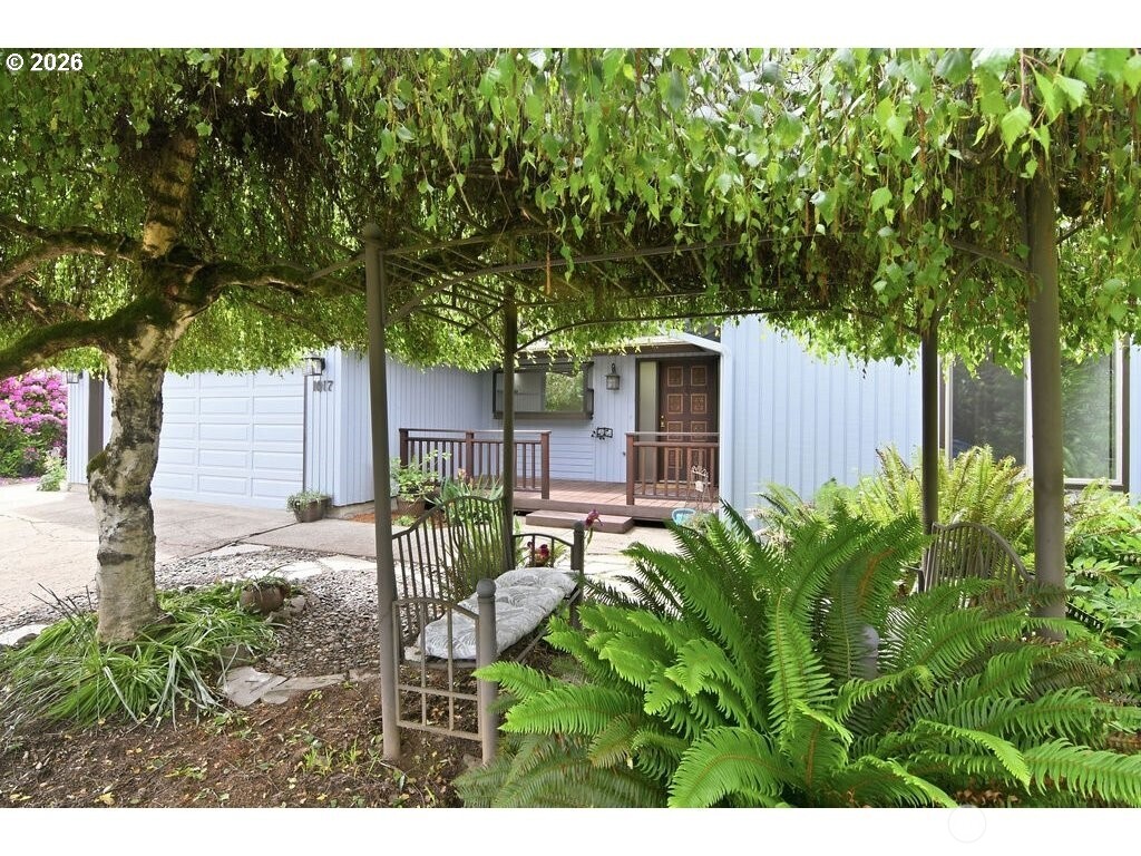 1017 NW 121 Street , Vancouver, WA 98685